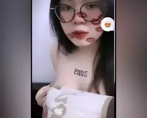 Clip sex em Hân 2k5 mu siêu múp địt nhau xong đăng story cho bạn bè xem